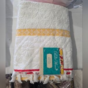 The Pioneer Woman Sculpted Stripe Bath Towel - Set of 2 100% Cotton